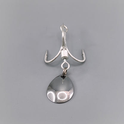 3x Strong Treble Hooks With Spinner