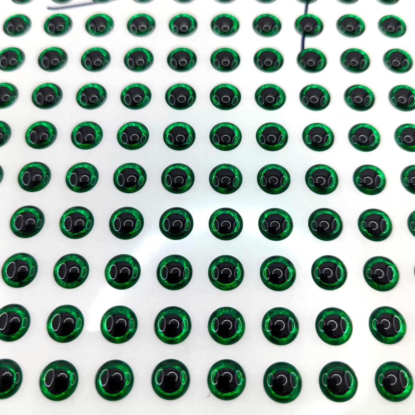 Green Round Pupil 3D Eye