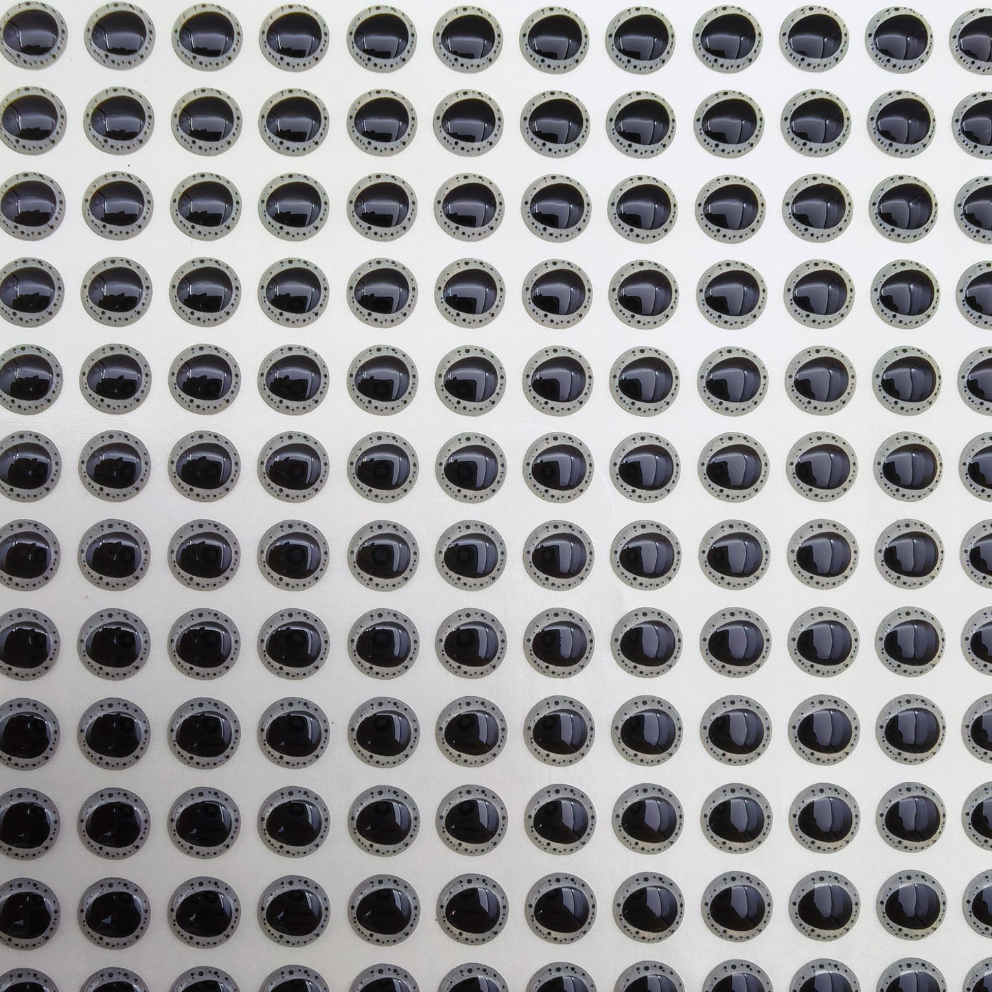 E90 Black Triangle Pupil 3D Eye