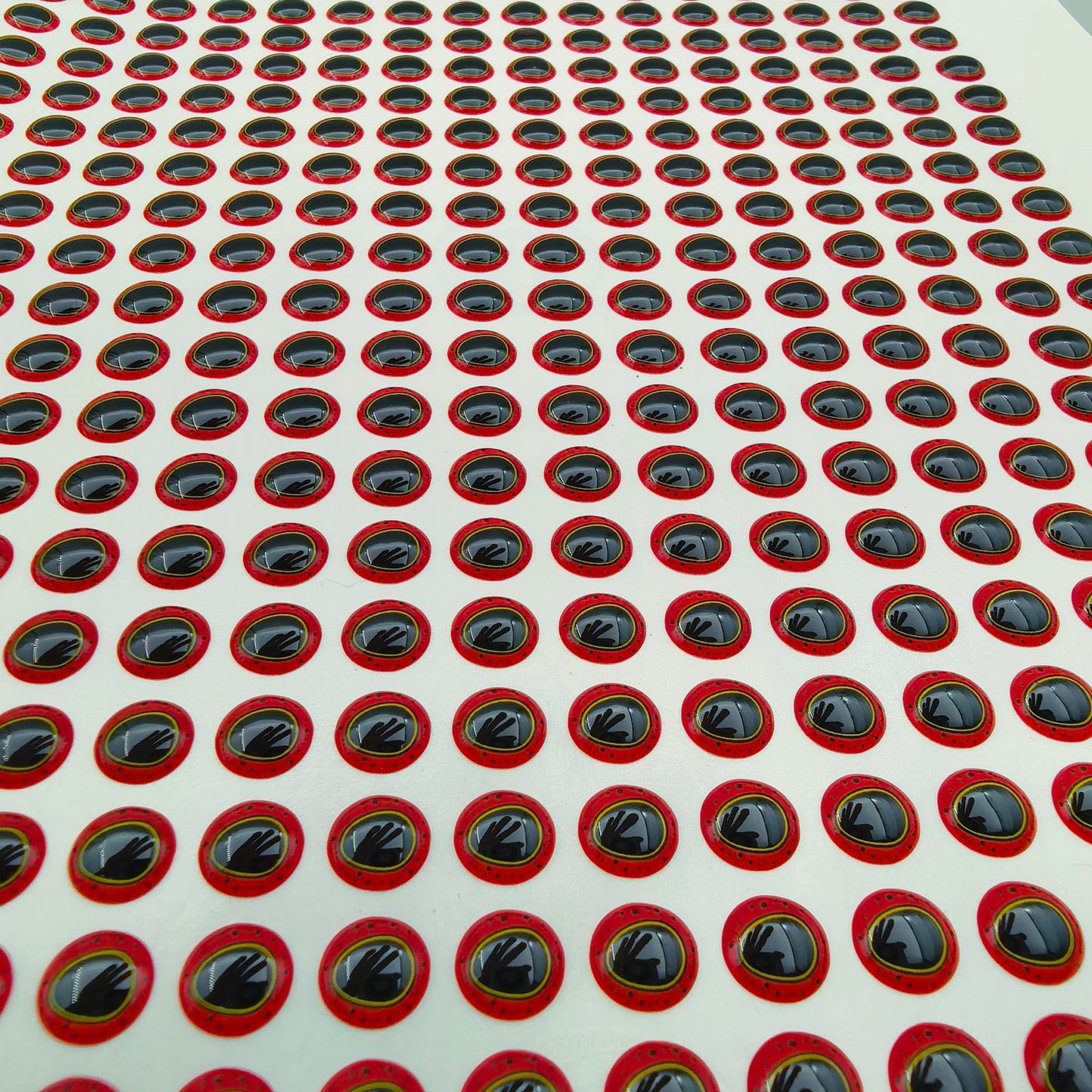 E89 Black Triangle Pupil 3D Eye