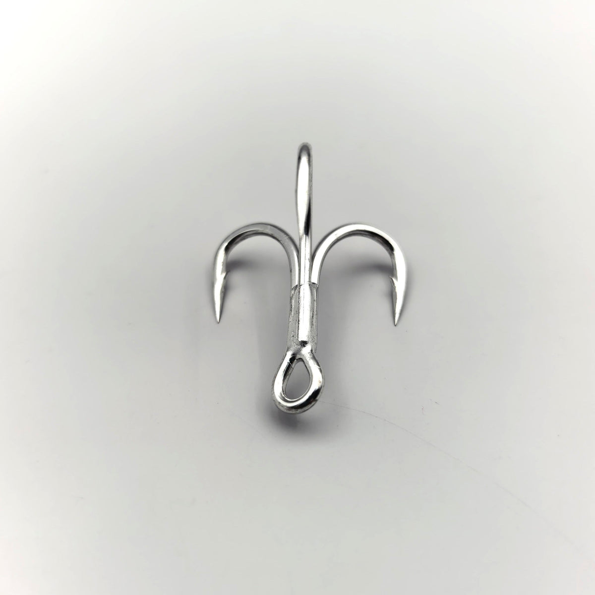 5x Strong Bright Tin Treble Hooks